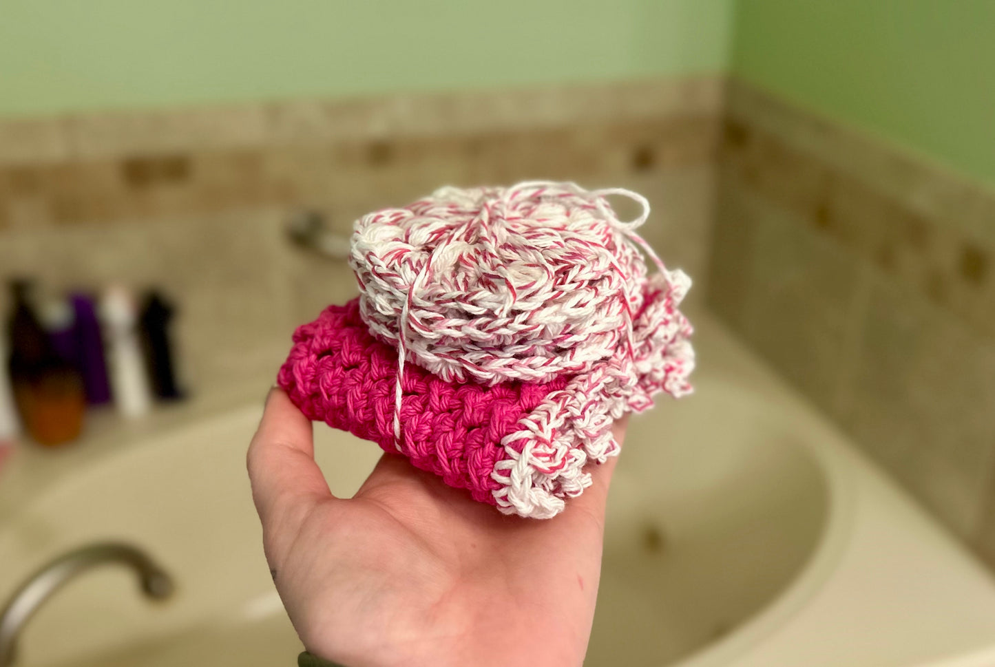 DARK PINK VARIANT Set of 4 Face Scrubbies & 1 Washcloth